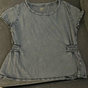 Grey tee shirt size M